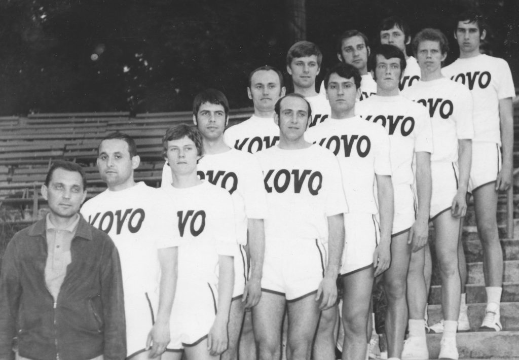 
V roli trenéra Zbrojovky Brno, 1970/71 vícemistři v národní basketbalové lize.