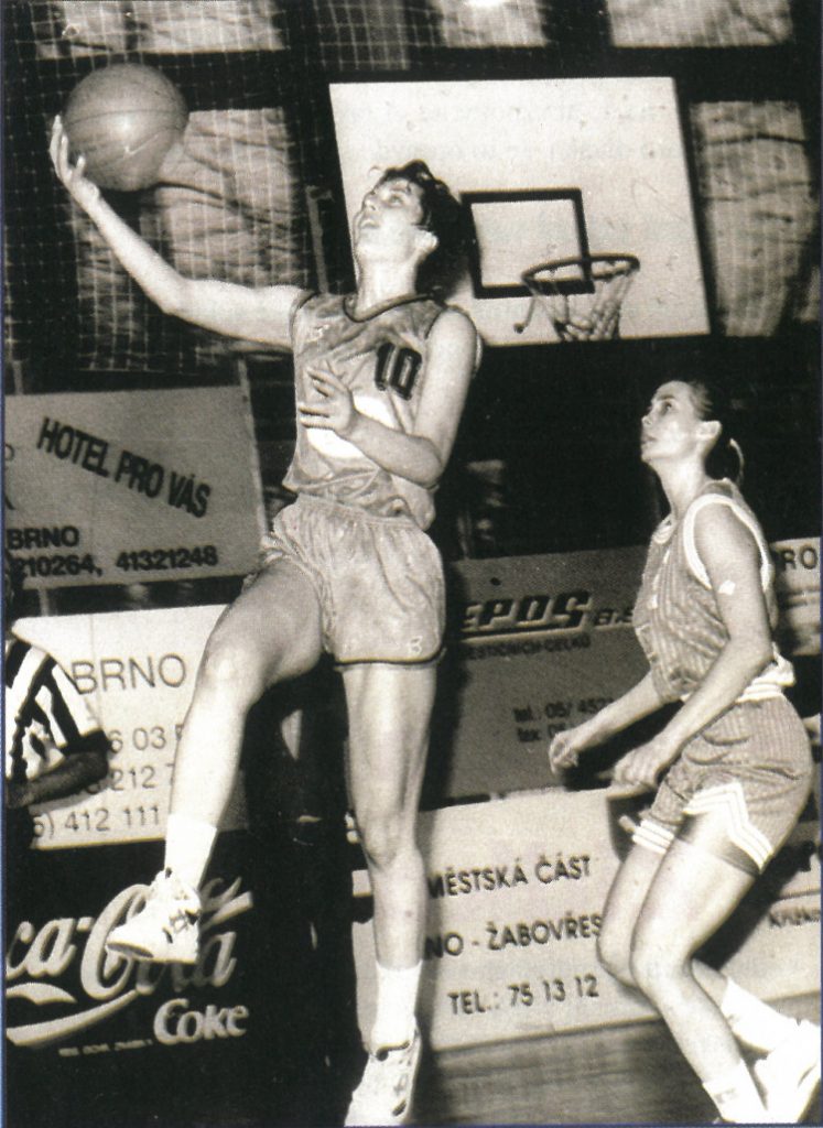 Sezona 1993/91 už v dresu brněnského Drakru.